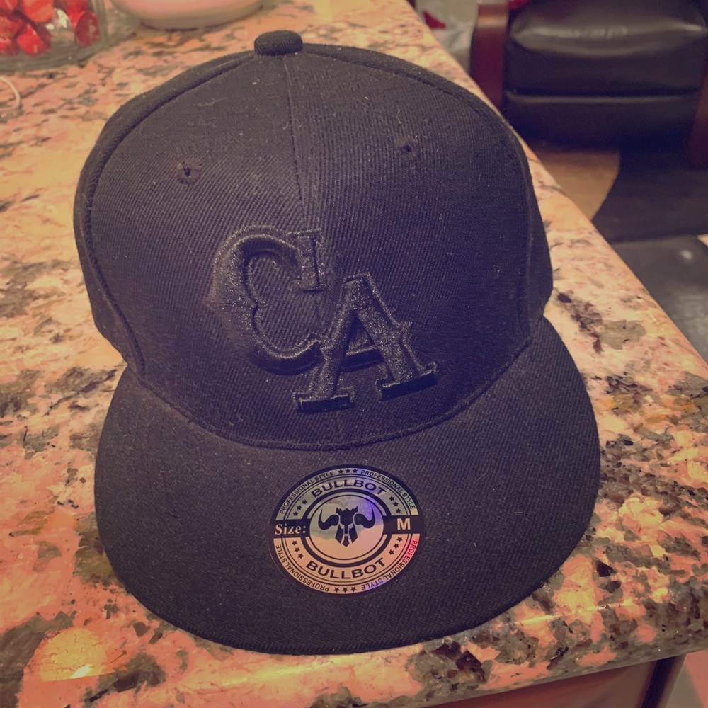 CA fitted hat